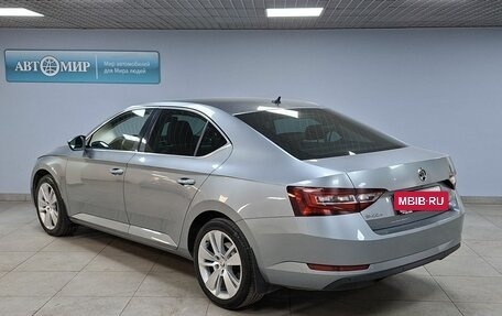 Skoda Superb III рестайлинг, 2019 год, 2 138 000 рублей, 7 фотография
