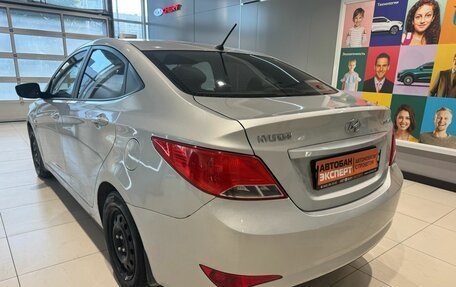 Hyundai Solaris II рестайлинг, 2015 год, 649 000 рублей, 4 фотография
