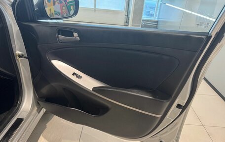 Hyundai Solaris II рестайлинг, 2015 год, 649 000 рублей, 17 фотография
