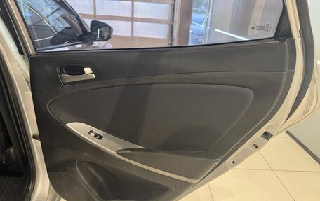 Hyundai Solaris II рестайлинг, 2015 год, 649 000 рублей, 15 фотография
