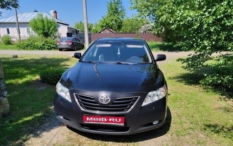 Toyota Camry, 2008 год, 1 фотография