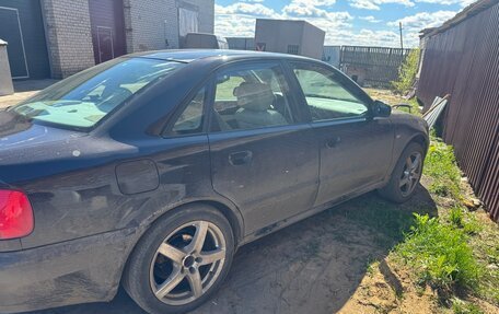 Audi A4, 2000 год, 600 000 рублей, 13 фотография