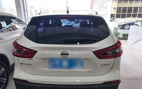 Nissan Qashqai, 2022 год, 1 600 006 рублей, 5 фотография
