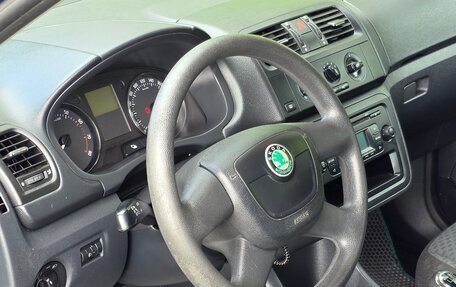 Skoda Fabia II, 2011 год, 440 000 рублей, 12 фотография