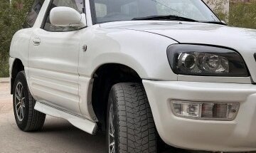 Toyota RAV4, 1998 год, 410 000 рублей, 2 фотография