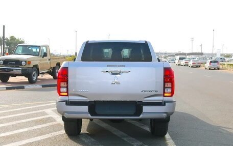 Mitsubishi L200, 2026 год, 3 670 000 рублей, 6 фотография