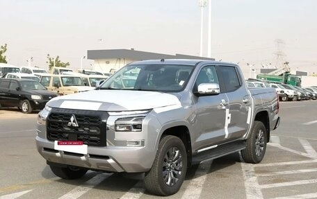 Mitsubishi L200, 2026 год, 3 670 000 рублей, 3 фотография