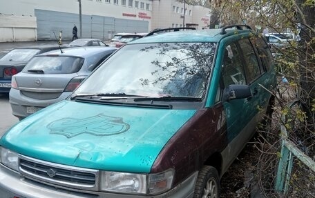 Nissan Prairie III, 1997 год, 150 000 рублей, 2 фотография