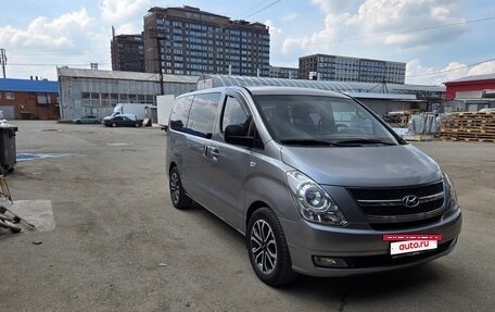 Hyundai Grand Starex Grand Starex I рестайлинг 2, 2011 год, 1 720 000 рублей, 6 фотография