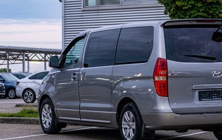Hyundai Grand Starex Grand Starex I рестайлинг 2, 2011 год, 1 495 000 рублей, 9 фотография