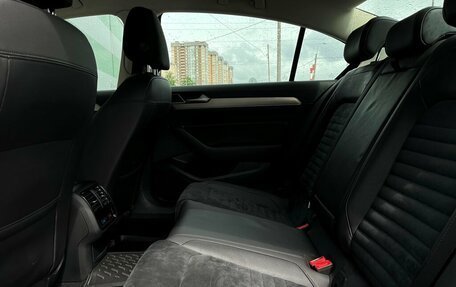Volkswagen Passat B8 рестайлинг, 2019 год, 2 497 500 рублей, 10 фотография