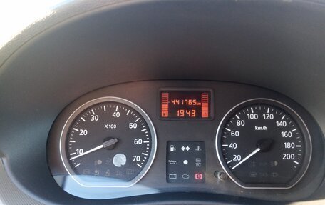 Renault Logan I, 2012 год, 290 000 рублей, 5 фотография