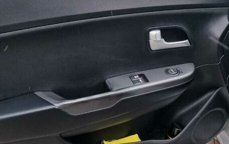 KIA Rio III рестайлинг, 2013 год, 380 000 рублей, 7 фотография