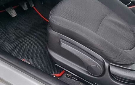 KIA Rio III рестайлинг, 2013 год, 380 000 рублей, 10 фотография