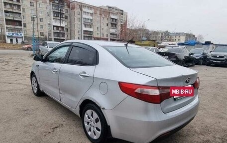 KIA Rio III рестайлинг, 2013 год, 380 000 рублей, 4 фотография