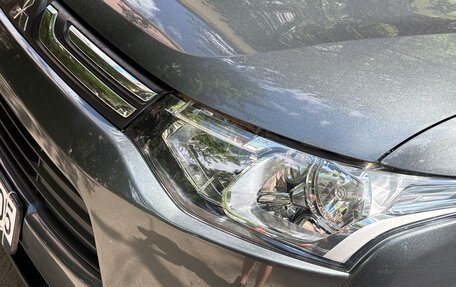 Mitsubishi Outlander III рестайлинг 3, 2013 год, 1 390 000 рублей, 25 фотография