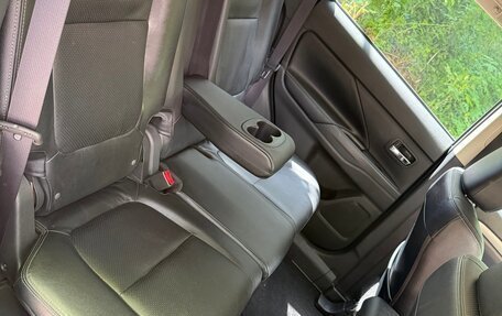 Mitsubishi Outlander III рестайлинг 3, 2013 год, 1 390 000 рублей, 33 фотография