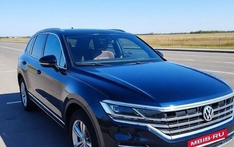 Volkswagen Touareg III, 2020 год, 5 800 000 рублей, 6 фотография