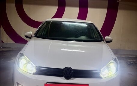 Volkswagen Golf VI, 2011 год, 800 000 рублей, 2 фотография