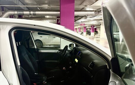 Volkswagen Golf VI, 2011 год, 800 000 рублей, 7 фотография