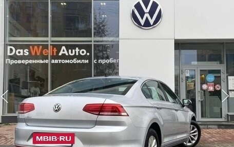Volkswagen Passat B8 рестайлинг, 2018 год, 2 380 000 рублей, 6 фотография