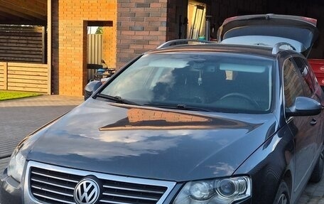 Volkswagen Passat B6, 2010 год, 699 999 рублей, 2 фотография