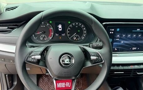 Skoda Octavia IV, 2022 год, 1 840 000 рублей, 9 фотография