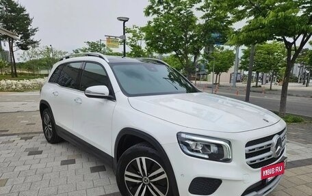 Mercedes-Benz GLB, 2023 год, 3 280 000 рублей, 3 фотография