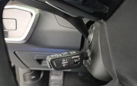 Audi A6, 2023 год, 3 950 001 рублей, 7 фотография