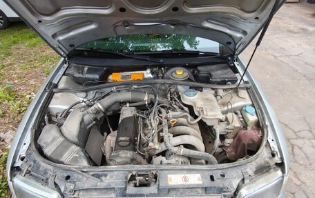 Audi A4, 1995 год, 200 000 рублей, 15 фотография