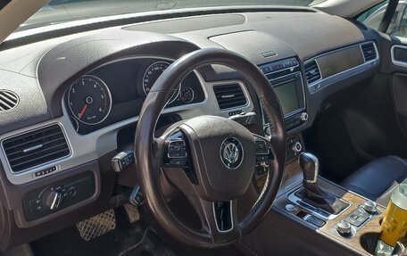 Volkswagen Touareg III, 2016 год, 3 350 000 рублей, 12 фотография