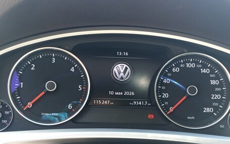 Volkswagen Touareg III, 2016 год, 3 350 000 рублей, 4 фотография