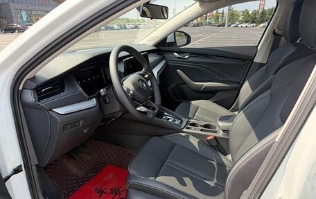 Skoda Octavia IV, 2022 год, 1 730 000 рублей, 7 фотография