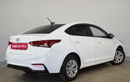 Hyundai Solaris II рестайлинг, 2017 год, 1 250 000 рублей, 5 фотография