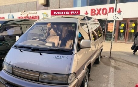Toyota MasterAce Surf, 1989 год, 700 000 рублей, 2 фотография