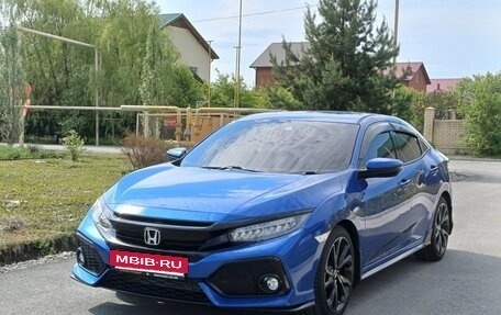 Honda Civic IX, 2018 год, 1 800 000 рублей, 3 фотография