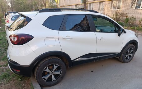 Renault Kaptur I рестайлинг, 2018 год, 1 600 000 рублей, 1 фотография
