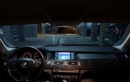 BMW 7 серия, 2010 год, 700 000 рублей, 15 фотография