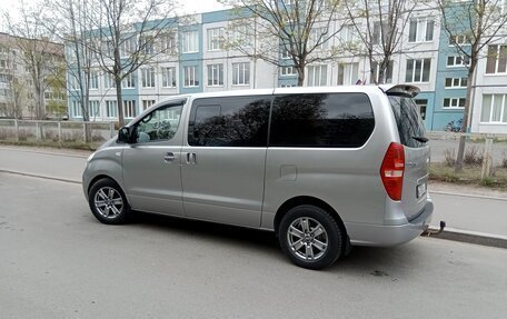 Hyundai Grand Starex Grand Starex I рестайлинг 2, 2012 год, 2 100 000 рублей, 1 фотография