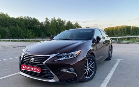 Lexus ES VII, 2015 год, 2 330 000 рублей, 1 фотография