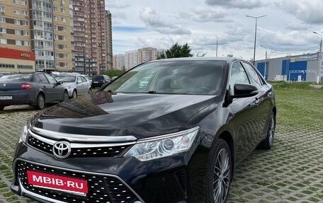 Toyota Camry, 2016 год, 2 250 000 рублей, 3 фотография