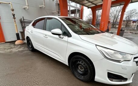 Citroen C4 II рестайлинг, 2015 год, 560 000 рублей, 2 фотография
