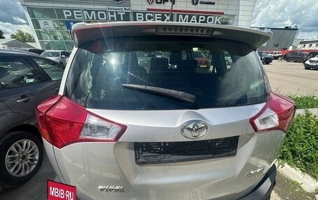 Toyota RAV4, 2014 год, 2 650 000 рублей, 2 фотография