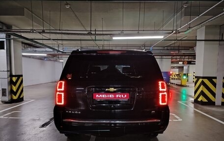 Chevrolet Tahoe IV, 2016 год, 2 900 000 рублей, 3 фотография