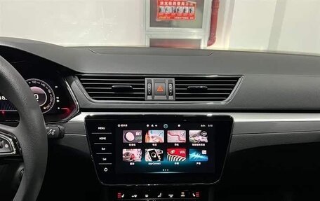 Skoda Superb III рестайлинг, 2025 год, 2 714 000 рублей, 11 фотография