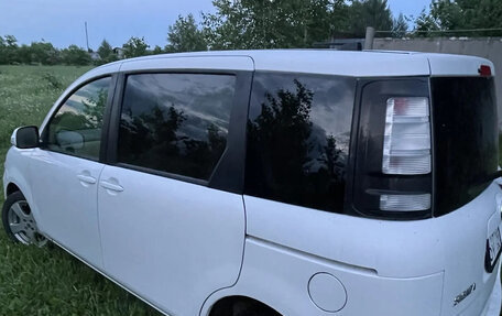 Toyota Sienta I, 2015 год, 965 000 рублей, 2 фотография