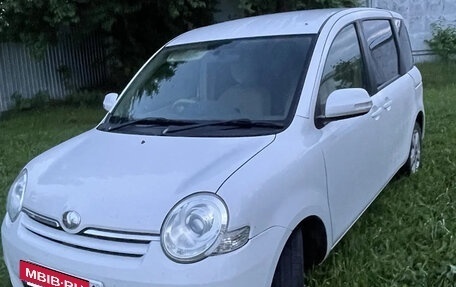 Toyota Sienta I, 2015 год, 965 000 рублей, 6 фотография