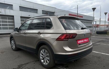 Volkswagen Tiguan II, 2020 год, 2 995 000 рублей, 4 фотография