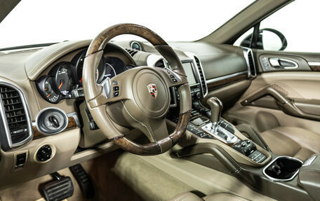 Porsche Cayenne III, 2010 год, 2 199 000 рублей, 11 фотография