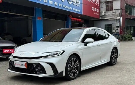 Toyota Camry, 2025 год, 3 370 000 рублей, 3 фотография